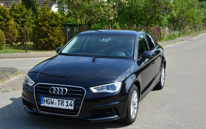 Audi A3 cena 58500 przebieg: 220000, rok produkcji 2014 z Łobez małe 631